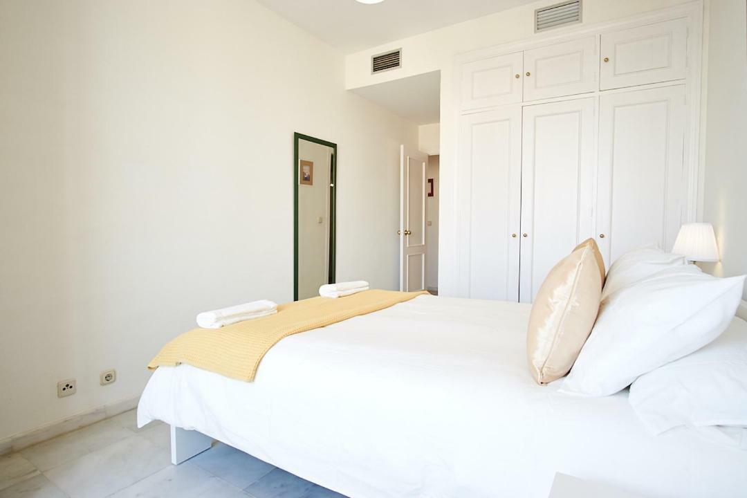 San Jacinto Triana Suite By Valcambre Sevilla Eksteriør bilde